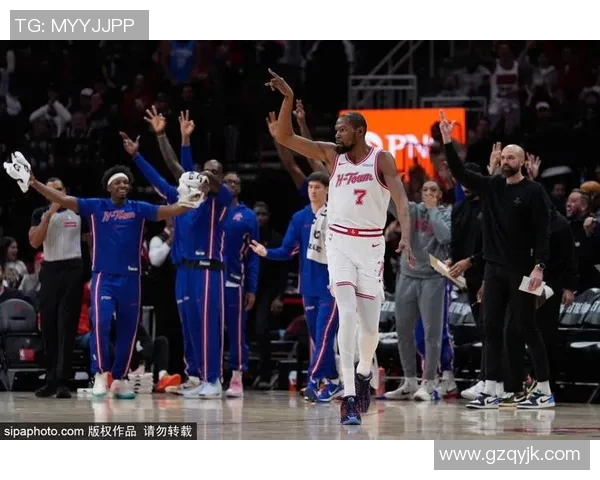 火箭队与独行侠的激烈对决分析及赛季前景展望